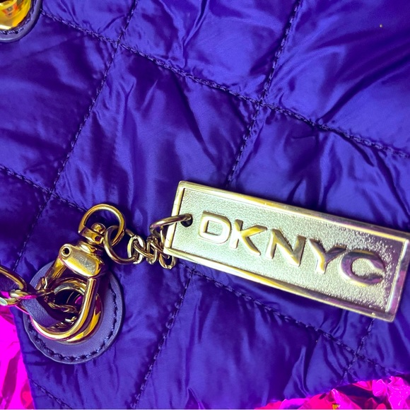 DKNYC  purple adjustable hand bag - Picture 3 of 5